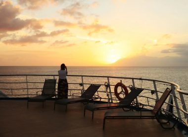 Discover the Marquesas islands by sea