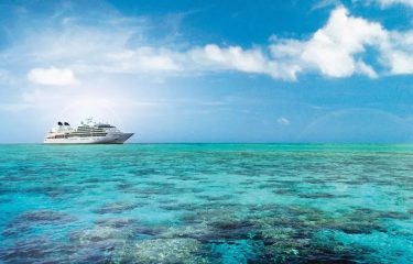 Aquatic activities in The Islands of Tahiti