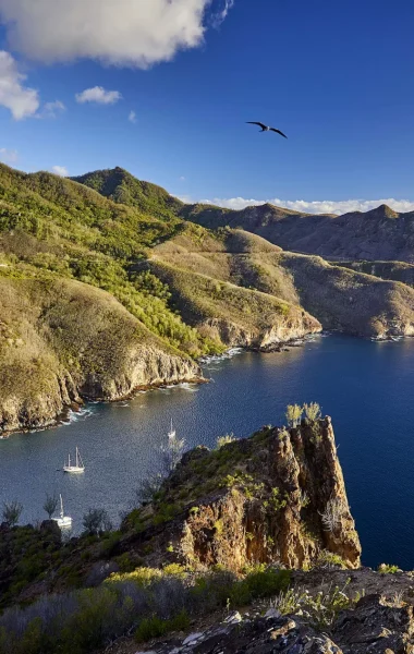 Ua Pou, Vaiehu Bay © Bertrand Duquenne