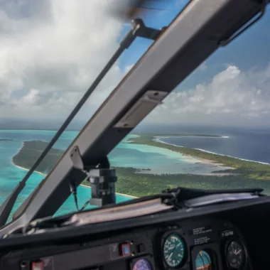 Tupai vue depuis l'hélicoptère © Hino Itaru