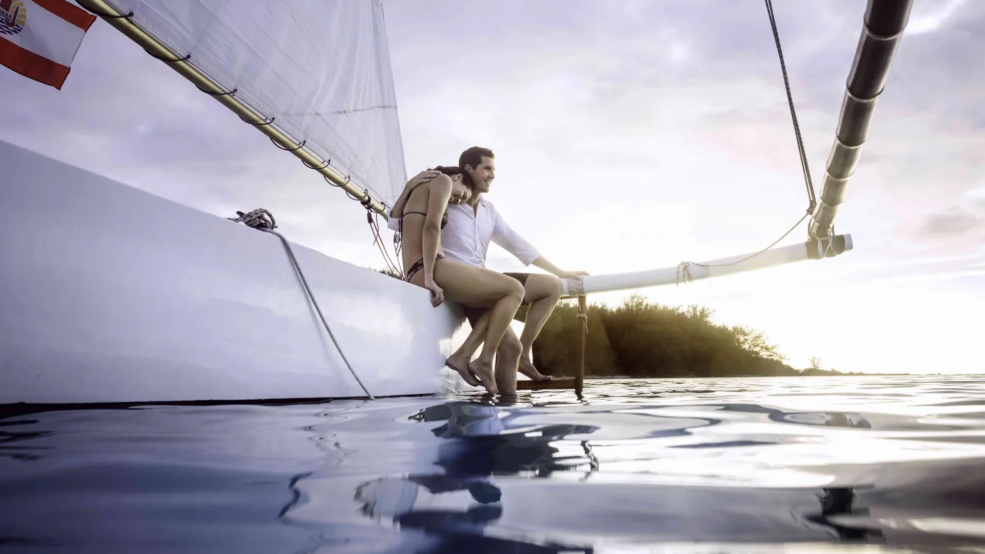 Sunset cruise © Myles McGuinness