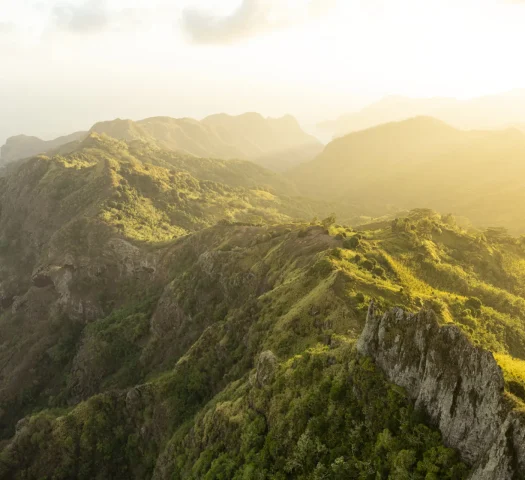 The mountains of Nuku Hiva © Grégoire Le Bacon