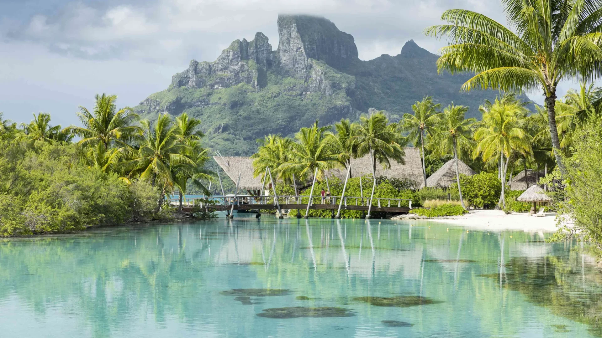 View of Mount Otemanu, Bora Bora © Grégoire Le Bacon