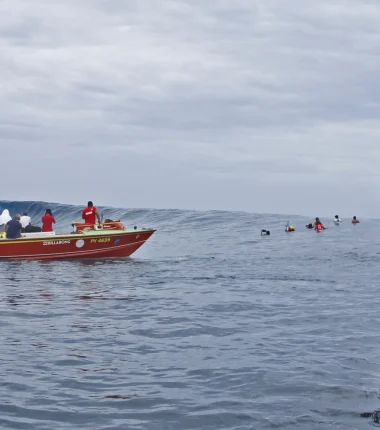 Tahiti Pro Teahupoo © Steve Dickinson-2598x1323